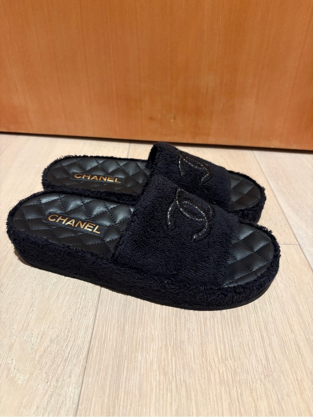 Chanel Black Quilted Terry Cloth Logo Slide Sandals - Picture 2 of 5